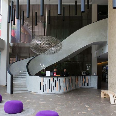 פטלין ג'איה The 12 Suites @ Empire Damansara מראה חיצוני תמונה