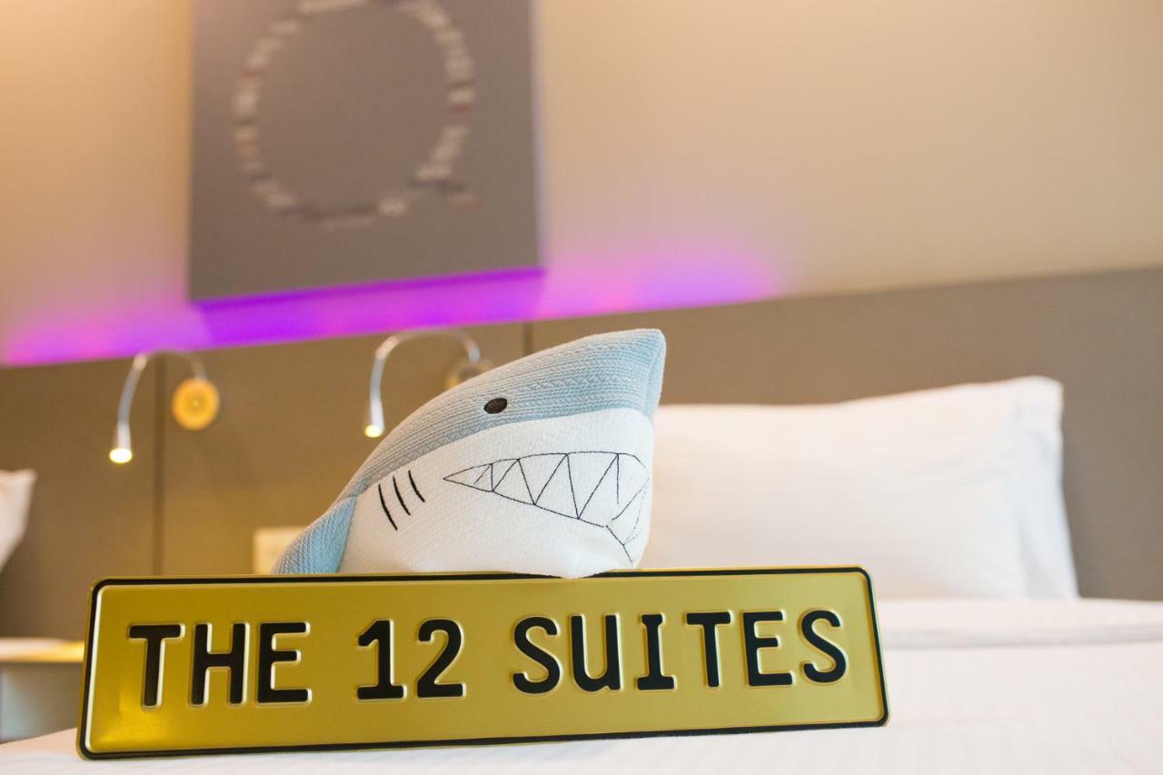 פטלין ג'איה The 12 Suites @ Empire Damansara מראה חיצוני תמונה